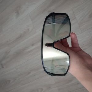 Reflective sunglasses